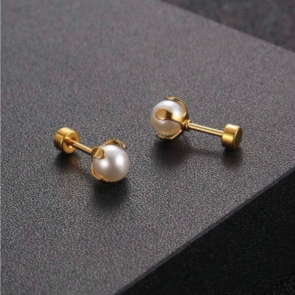 18k Plated- 16 gauge Faux Pearl Flat Back Earring Studs NWT - Picture 4 of 12